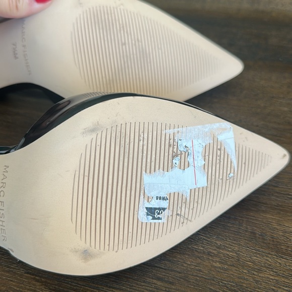 NEW Marc Fisher Patent Leather Slingback Heels - Picture 5 of 5